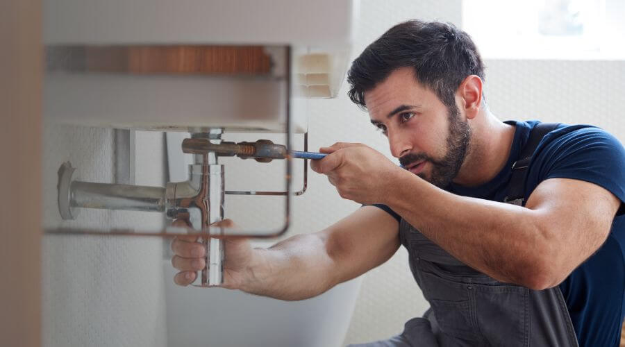 Faucet aerator cleaning/replacement in Antelope, MT